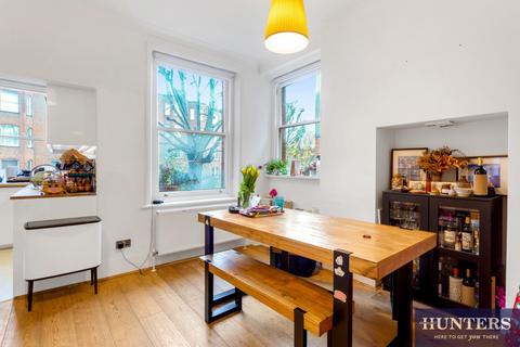 2 bedroom apartment for sale, Lyncroft Mansions, Lyncroft Gardens, West Hampstead