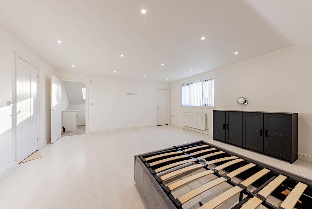Bedroom One (1)
