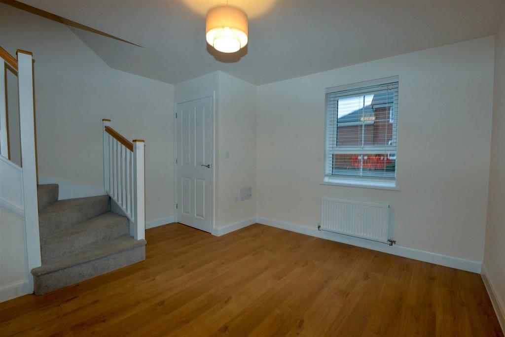 Living Room 2.jpg
