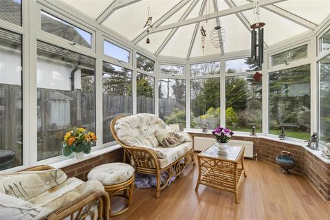 2 bedroom detached bungalow for sale, Hyperion Avenue, Polegate BN26