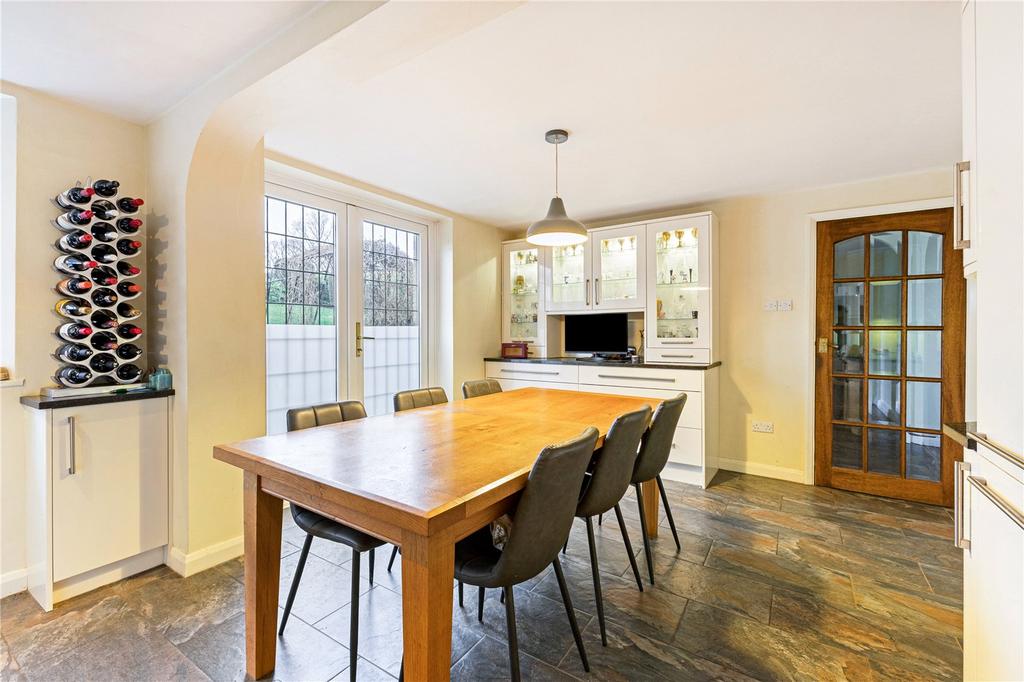Breakfast Room