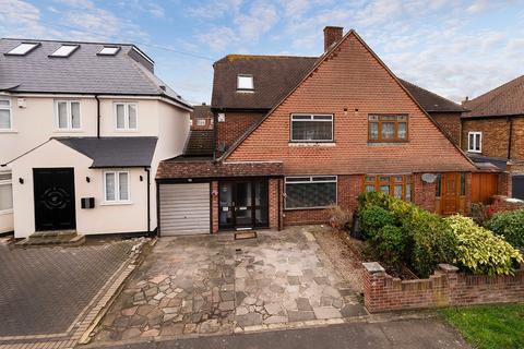 4 bedroom semi-detached house for sale, Swanton Road, Erith, DA8