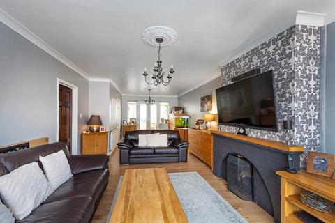 4 bedroom semi-detached house for sale, Swanton Road, Erith, DA8