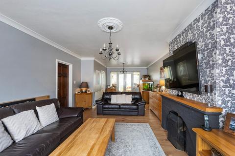 4 bedroom semi-detached house for sale, Swanton Road, Erith, DA8