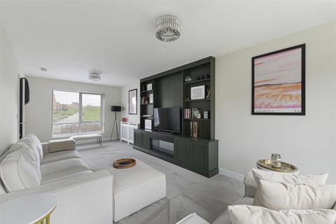 4 bedroom detached house for sale, Park Drive, Kings Hill, West Malling