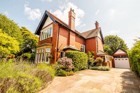 4 bedroom detached house for sale, Norfolk Road, Lytham, FY8