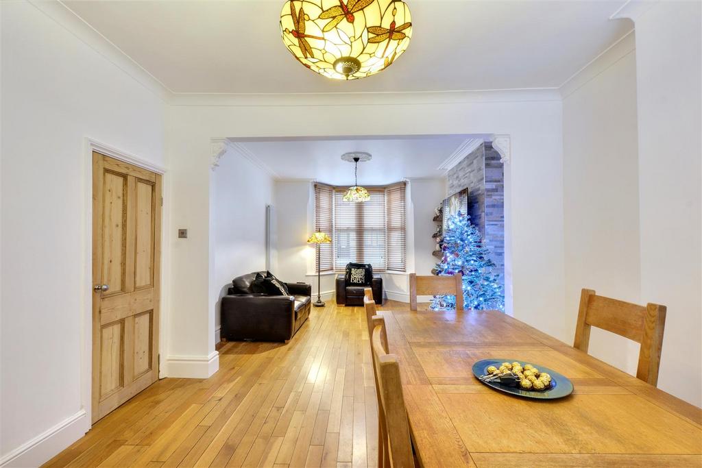 Dining Room 2.jpeg