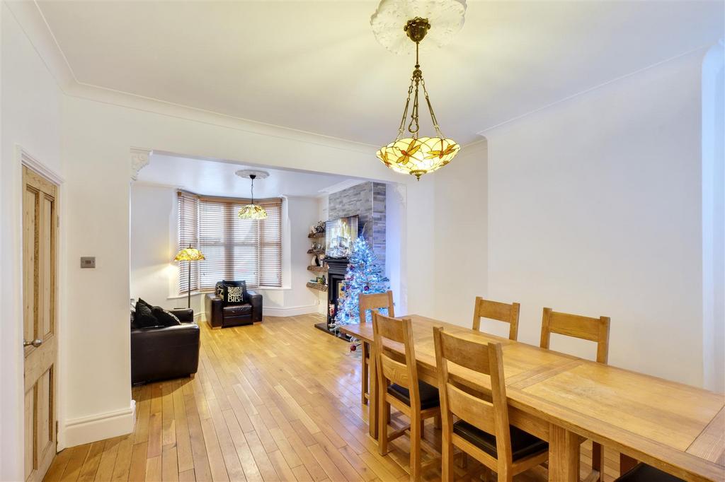 Dining Room 1.jpeg