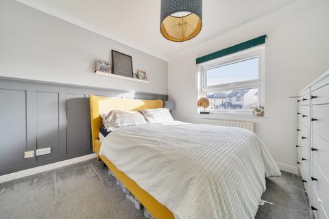 2 bedroom terraced house for sale, Dairymans Walk, Surrey GU4