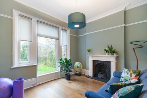 5 bedroom detached house for sale, London W5