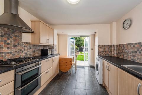 2 bedroom terraced house for sale, West Street, Bexleyheath, DA7