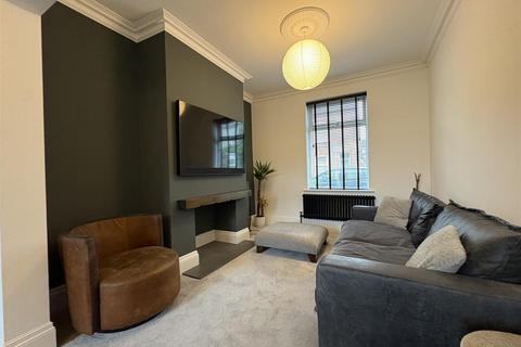 2 bedroom terraced house for sale, Brownlow Street, The Groves