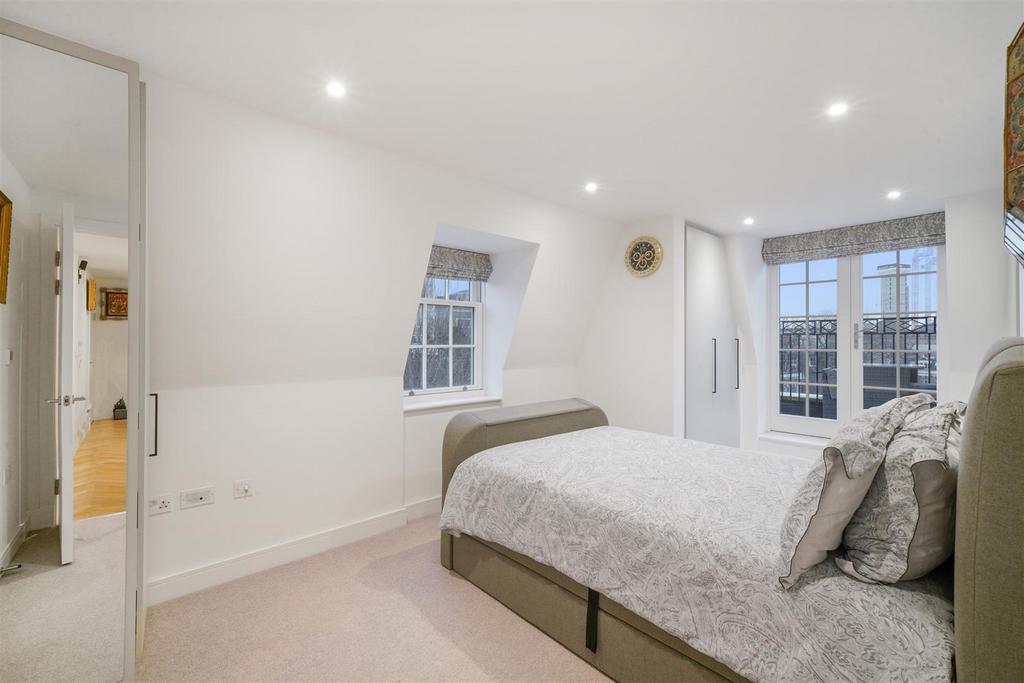 23 Garland Court, Lisgar Terrace - Iv BQkl5 Bs34 Df D8