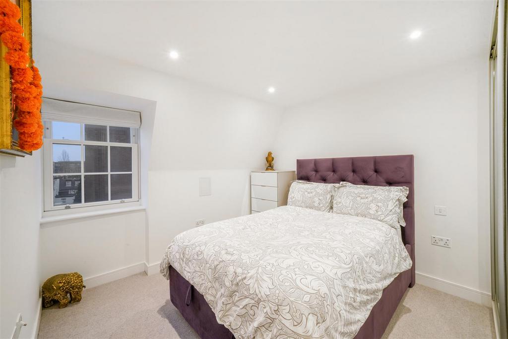 23 Garland Court, Lisgar Terrace - b Tg Y9mfyqxzuqz U