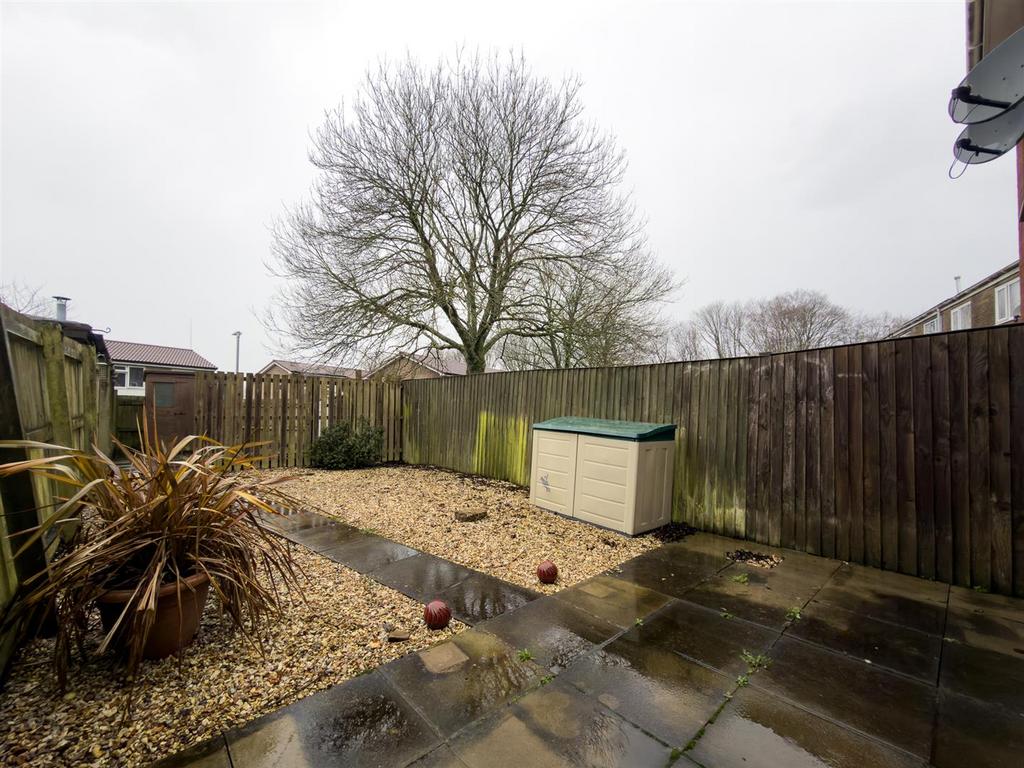 2 Oakfield Mews-17.jpg