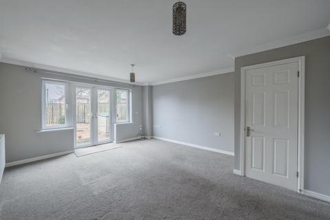 3 bedroom house for sale, Oakfield Mews, Cwmbran NP44