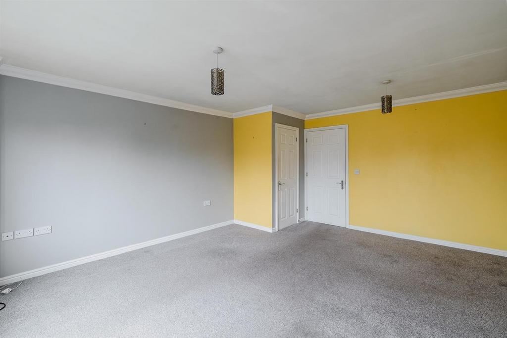 2 Oakfield Mews-16.jpg