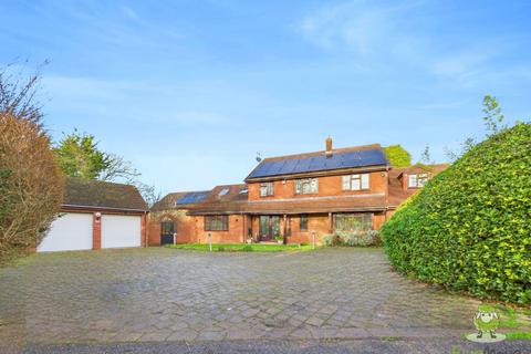5 bedroom detached house for sale, Very Large Extended Family Home