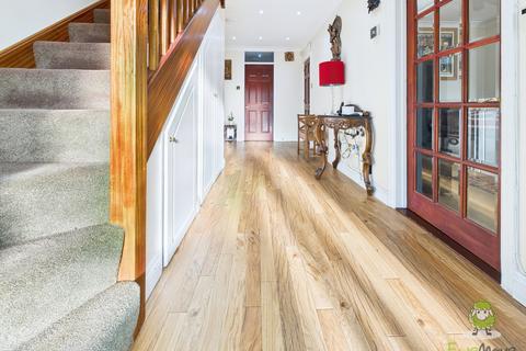 5 bedroom detached house for sale, Very Large Extended Family Home