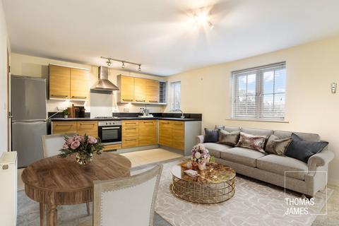 2 bedroom flat for sale, Red Lion Court, Great North Road, Hertfordshire, AL9