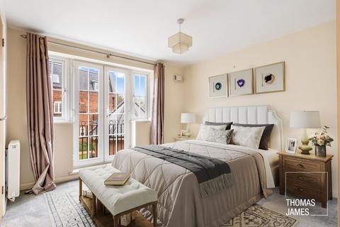 2 bedroom flat for sale, Red Lion Court, Great North Road, Hertfordshire, AL9