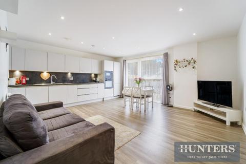 1 bedroom flat for sale, Pears Road, Hounslow