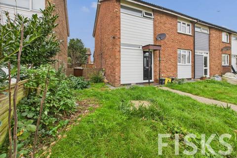 3 bedroom semi-detached house for sale, Seventh Avenue, Canvey Island, SS8