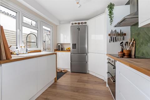3 bedroom semi-detached house for sale, Radstock Way, Redhill RH1