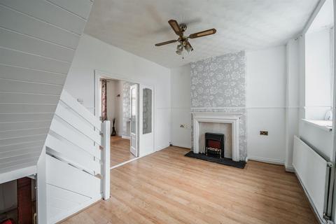 2 bedroom terraced house for sale, South Street, Pontypool NP4