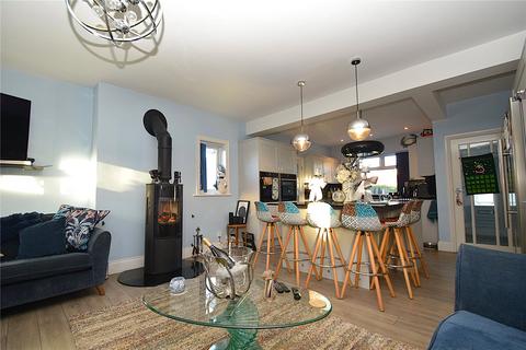 5 bedroom detached house for sale, Scalby Avenue, Newby, Scarborough, North Yorkshire, YO12