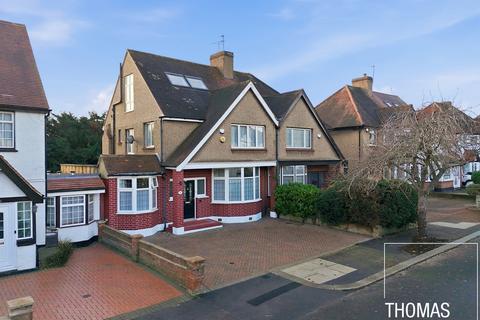 4 bedroom end of terrace house for sale, Colne Road, London, N21