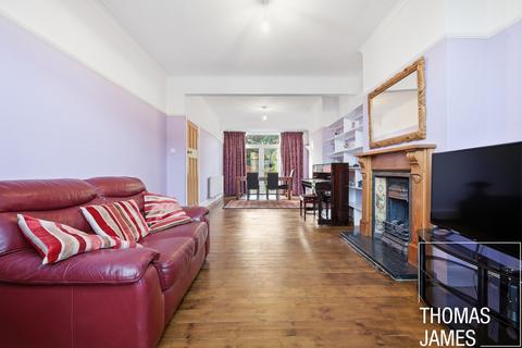 4 bedroom semi-detached house for sale, Colne Road, London, N21