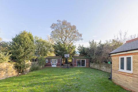 5 bedroom detached house for sale, London W13