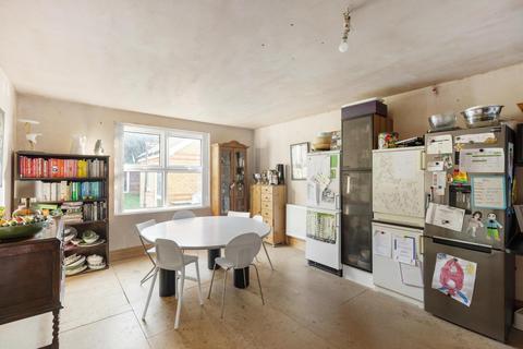 5 bedroom detached house for sale, London W13