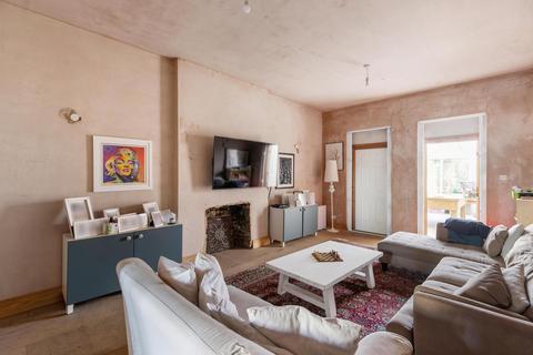 5 bedroom detached house for sale, London W13