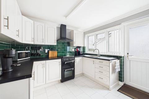 2 bedroom bungalow for sale, Mayna Parc, Launceston PL15