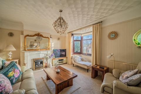 3 bedroom detached bungalow for sale, Usk Road, Pontypool NP4