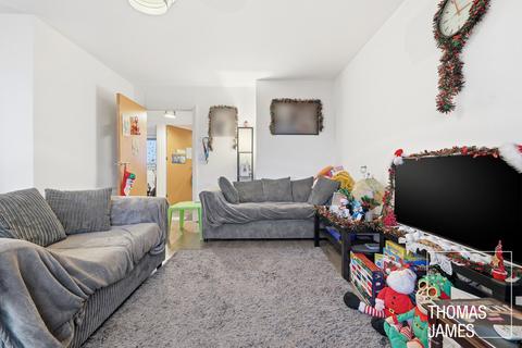2 bedroom flat for sale, Millicent Grove, London, N13