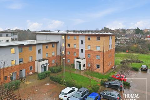 2 bedroom flat for sale, Millicent Grove, London, N13