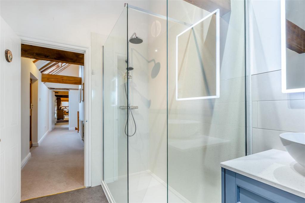8549356-interior35.jpg