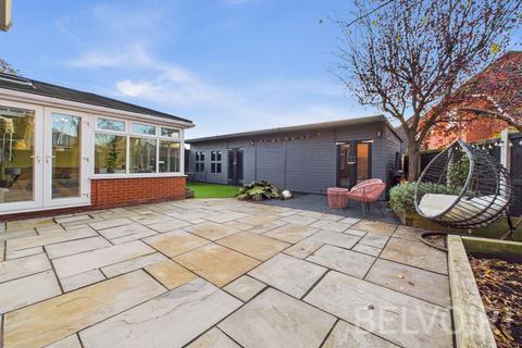5 bedroom detached house for sale, Peacehaven, Berwick Grange, Shrewsbury, SY1