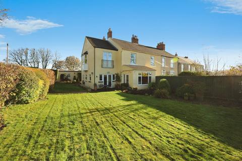 3 bedroom end of terrace house for sale, Farm Buildings, Page Bank, Spennymoor