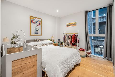 1 bedroom flat for sale, Civic Close, St Albans, AL1