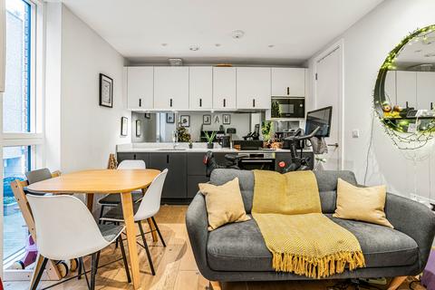 1 bedroom flat for sale, Civic Close, St Albans, AL1