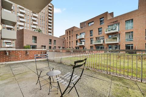 2 bedroom flat for sale, Devons Road, Bow, London, E3