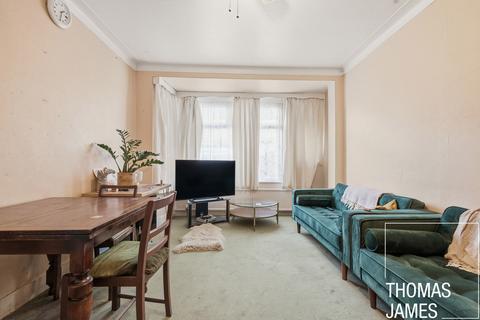 3 bedroom end of terrace house for sale, Forfar Road, London, N22