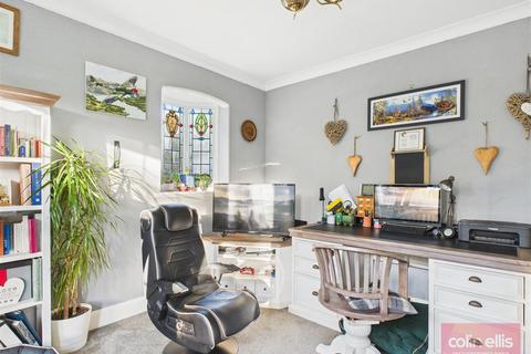 4 bedroom detached house for sale, Green Lane, Scarborough