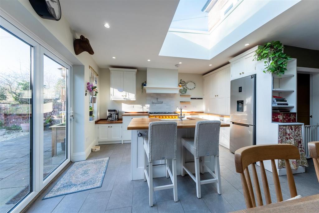 244 London Road-006.jpg