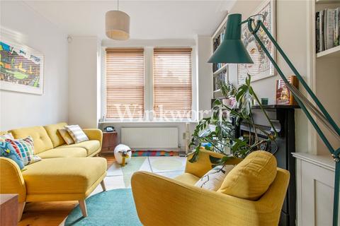 3 bedroom end of terrace house for sale, Belton Road, London, N17