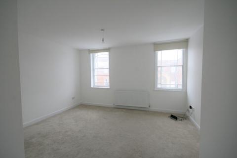 2 bedroom flat to rent, Flat 3, Rothsay House, Newmarket High Street